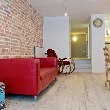 Appartement Unique Ping-pong Family Duplex In The Heart Of City